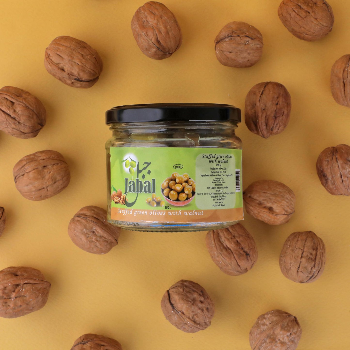 Jabal stuffed green olives with Walnut